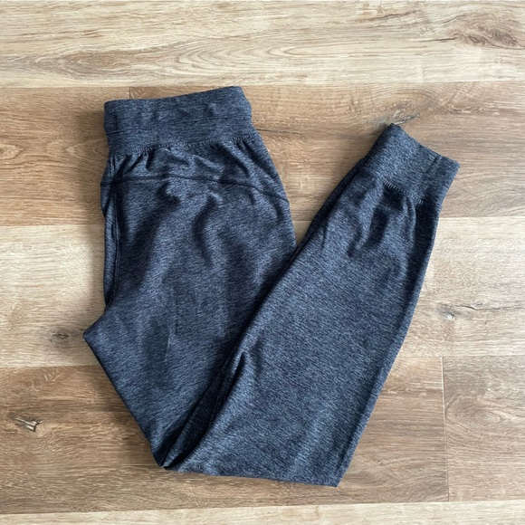 lululemon athletica Pants - Lululemon joggers